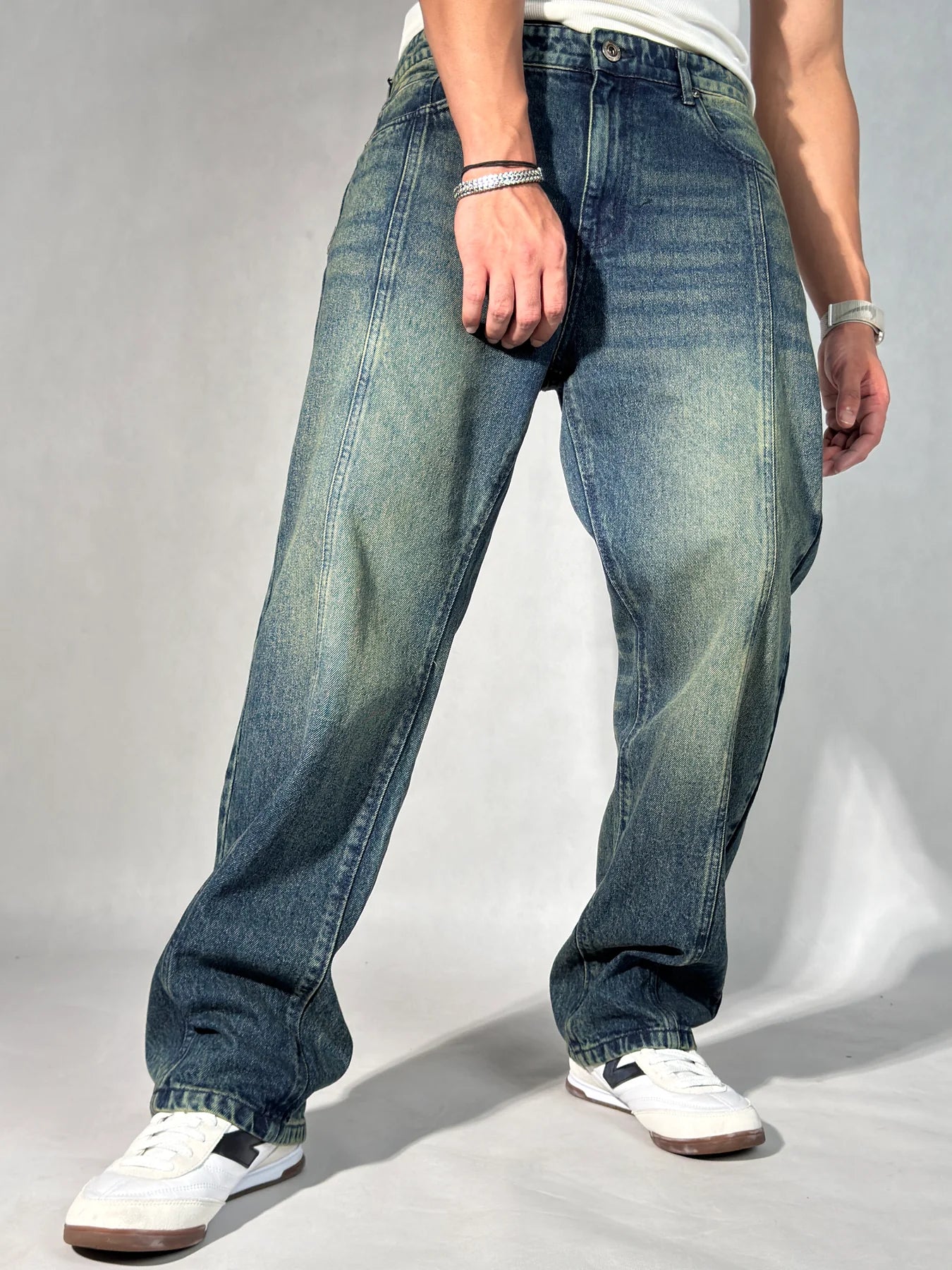 deep vintage wash Jeans
